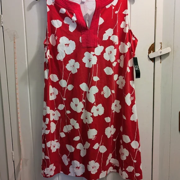 New York & Company XL NWT Red Floral w/ White Poppies Mini Dress - Picture 1 of 5